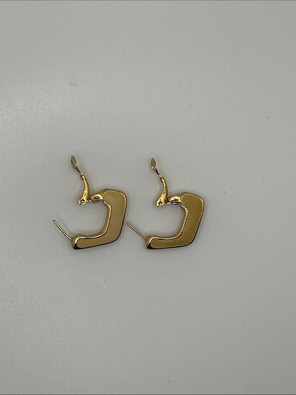 Vintage Goldette cream filled gold tone Hoop Earrings